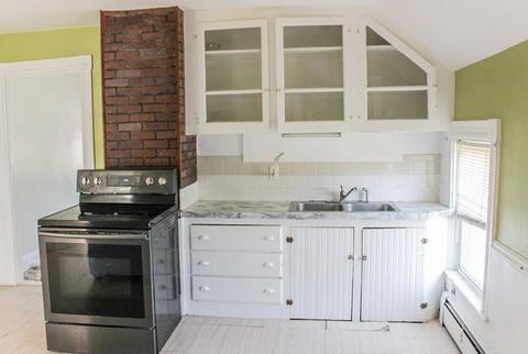 563 Child St, Warren, RI 02885 photo 3