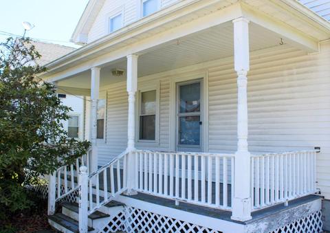 563 Child St, Warren, RI 02885 photo 2
