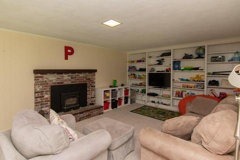 17 Pond St, Dover, MA 02030 photo 29