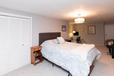 17 Pond St, Dover, MA 02030 photo 32