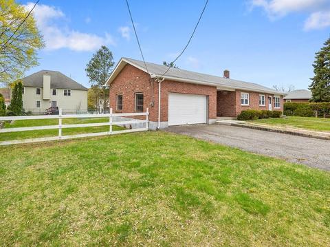 28 Lodge St, Worcester, MA 01604 photo 4