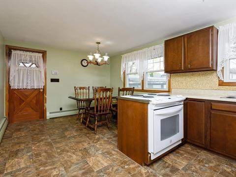 28 Lodge St, Worcester, MA 01604 photo 14