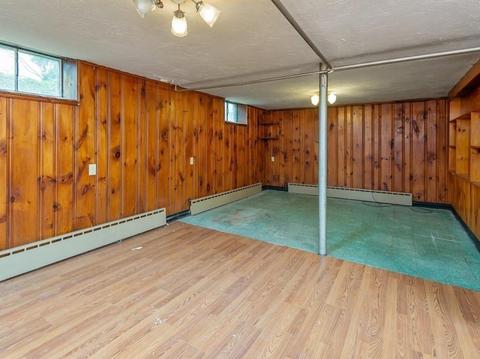 28 Lodge St, Worcester, MA 01604 photo 32