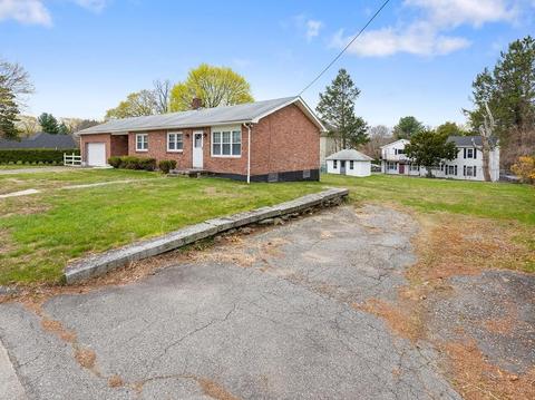 28 Lodge St, Worcester, MA 01604 photo 2