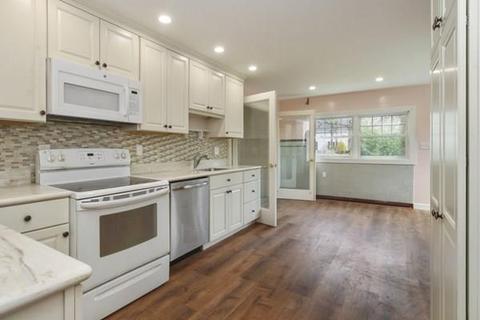 396 Franklin St, Mansfield, MA 02048 photo 9