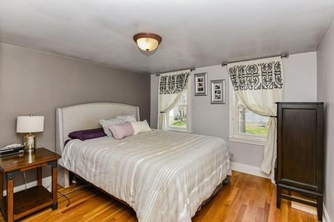 22 Winfield St, Dedham, MA 02026 photo 14
