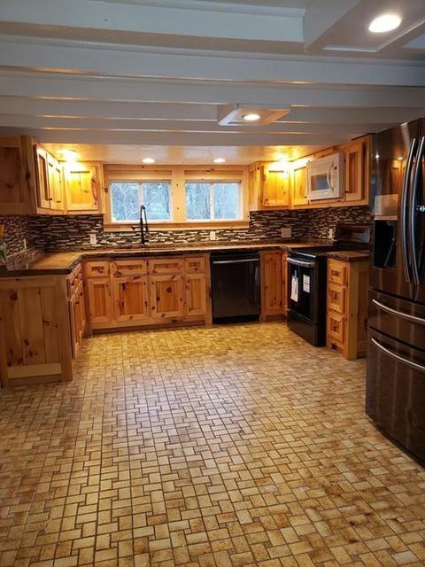 3 Pine St, Webster, MA 01570 photo 8