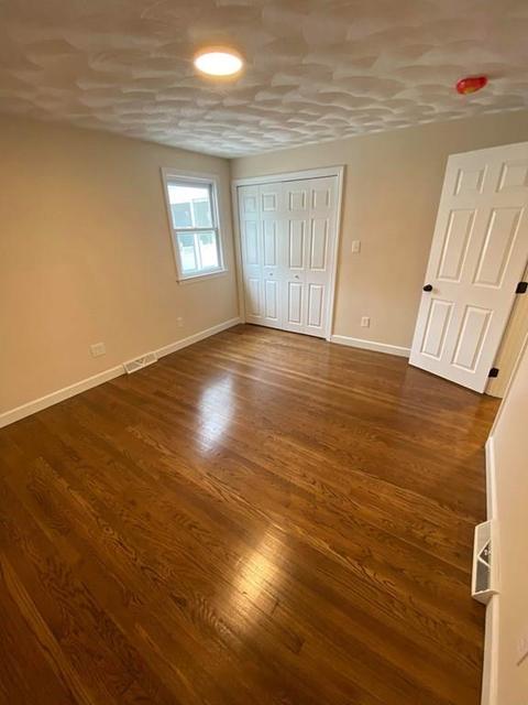 35 Shadow Dr, Lowell, MA 01854 photo 13