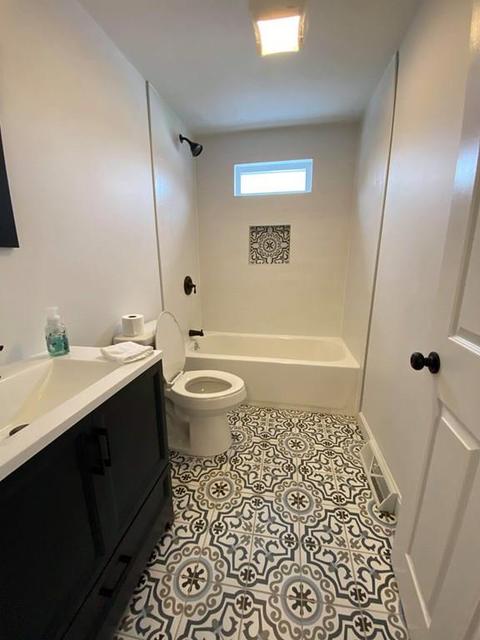 35 Shadow Dr, Lowell, MA 01854 photo 11
