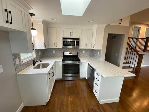 35 Shadow Dr, Lowell, MA 01854 photo 3