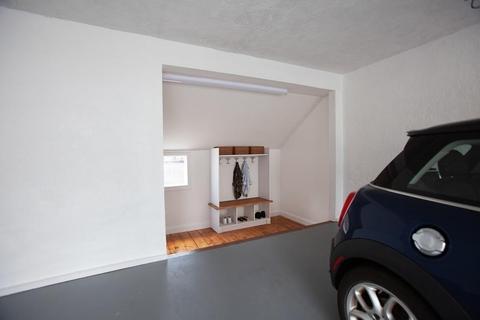 10 Vane St, Wellesley, MA 02482 photo 27