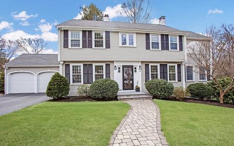 10 Vane St, Wellesley, MA 02482 photo 2