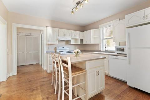 53 Beal St, Hingham, MA 02043 photo 4