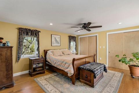 21 Suffolk Rd, Sharon, MA 02067 photo 13