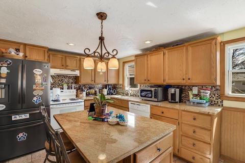 21 Suffolk Rd, Sharon, MA 02067 photo 9