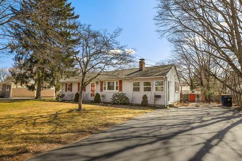 21 Suffolk Rd, Sharon, MA 02067 photo 1