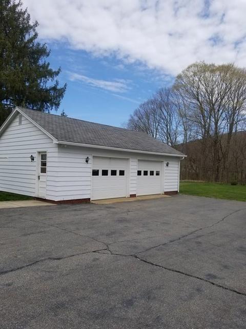112 South St, Ware, MA 01082 photo 5