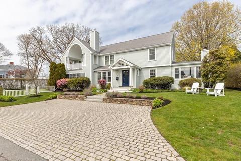 2 Flint St, Marblehead, MA 01945 photo 1