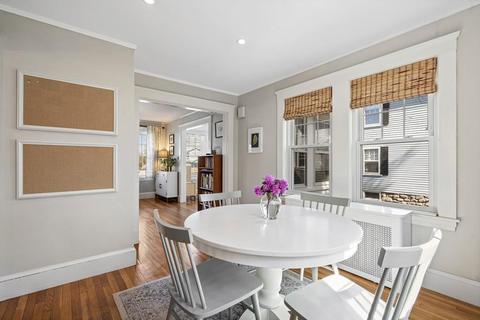 61 Vine St, Reading, MA 01867 photo 15