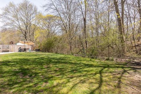 5 Sycamore St, Danvers, MA 01923 photo 8
