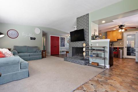 5 Sycamore St, Danvers, MA 01923 photo 21