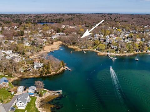 548 Washington St, Gloucester, MA 01930 photo 3