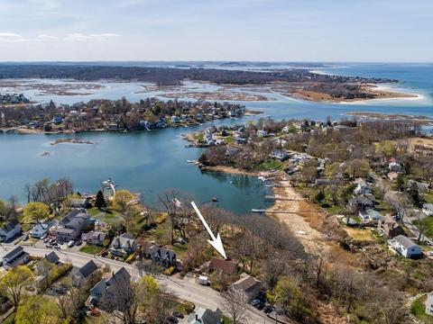 548 Washington St, Gloucester, MA 01930 photo 1
