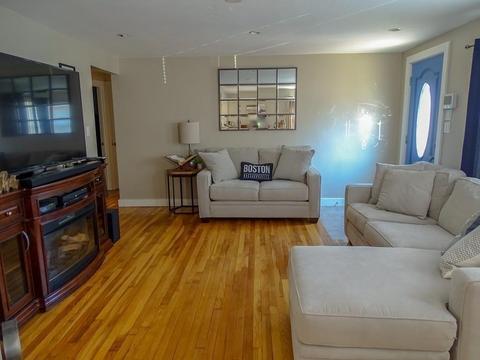 36 Royal Rd, Worcester, MA 01603 photo 2