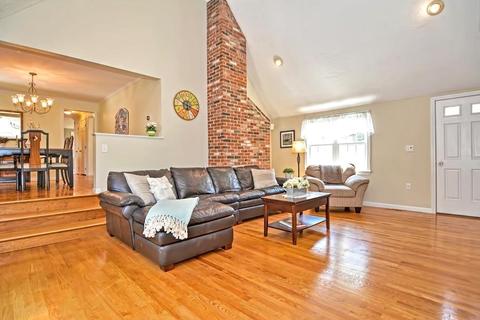 6 Shawkemo Path, Franklin, MA 02038 photo 12