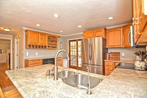 6 Shawkemo Path, Franklin, MA 02038 photo 4