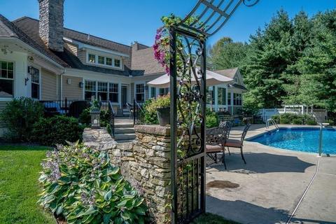 15 Old Tavern Ln, Sutton, MA 01590 photo 30