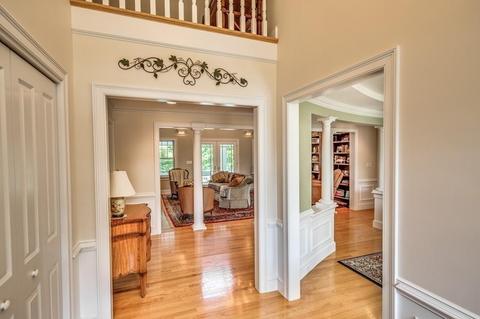 15 Old Tavern Ln, Sutton, MA 01590 photo 5