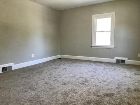 174 Abbott St, Springfield, MA 01118 photo 13