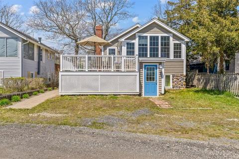 9 Circle Dr, Wareham, MA 02571 photo 1