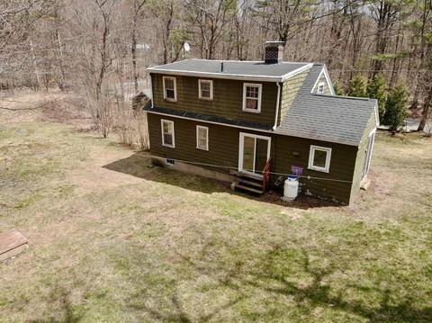 340 Saunders St, Gardner, MA 01440 photo 4