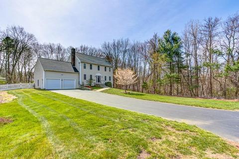 36 Pleasant, Upton, MA 01568 photo 3