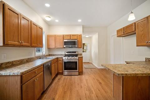 330 E Main St, Chicopee, MA 01020 photo 2