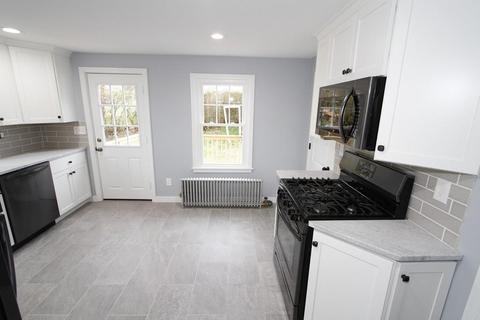 40 Perkins St, Worcester, MA 01605 photo 9
