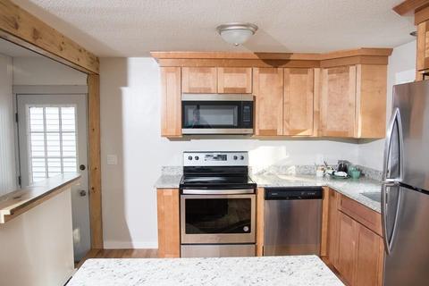 191 Brookside Cir, Florence, MA 01062 photo 2