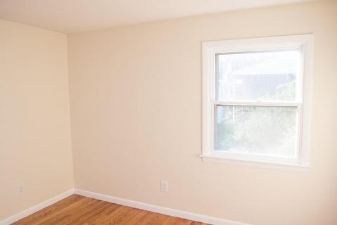 191 Brookside Cir, Florence, MA 01062 photo 24