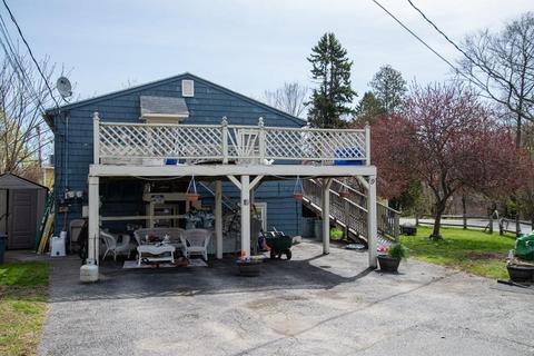 19 Burroughs St, Danvers, MA 01923 photo 7