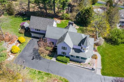 29 Cambridge Rd, Hampstead, NH 03841 photo 2