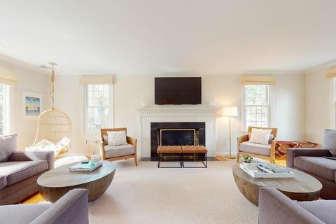 17 Liberty Rd, Hingham, MA 02043 photo 4