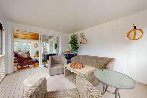17 Liberty Rd, Hingham, MA 02043 photo 19