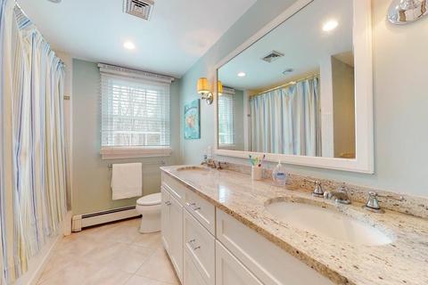 17 Liberty Rd, Hingham, MA 02043 photo 24