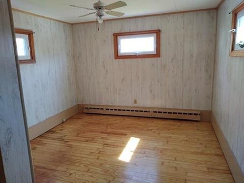 66 Oxford St, Fall River, MA 02721 photo 9