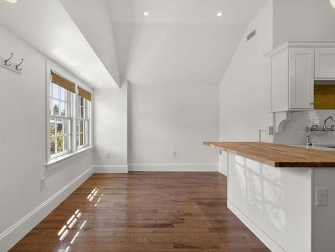 29 Commonwealth Ave, Dedham, MA 02026 photo 4