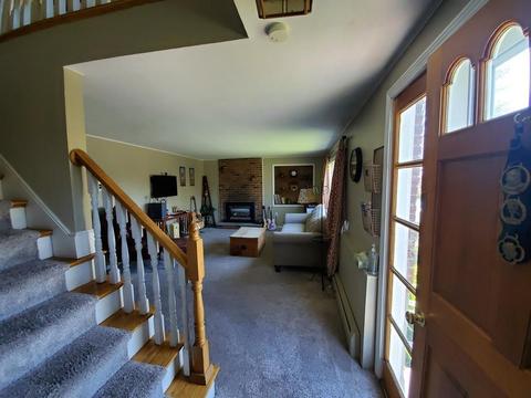 18 Delaware Ave, Danvers, MA 01923 photo 21