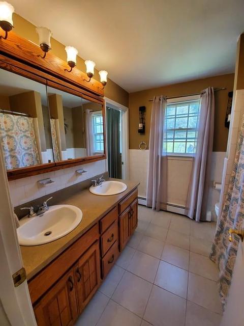 18 Delaware Ave, Danvers, MA 01923 photo 16
