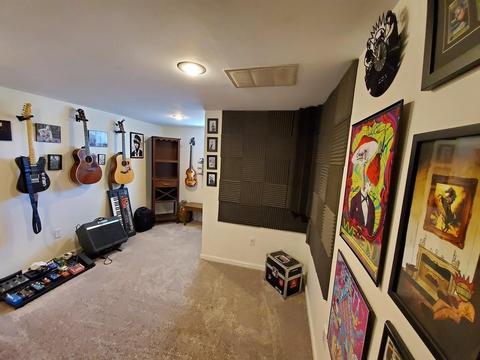 18 Delaware Ave, Danvers, MA 01923 photo 24